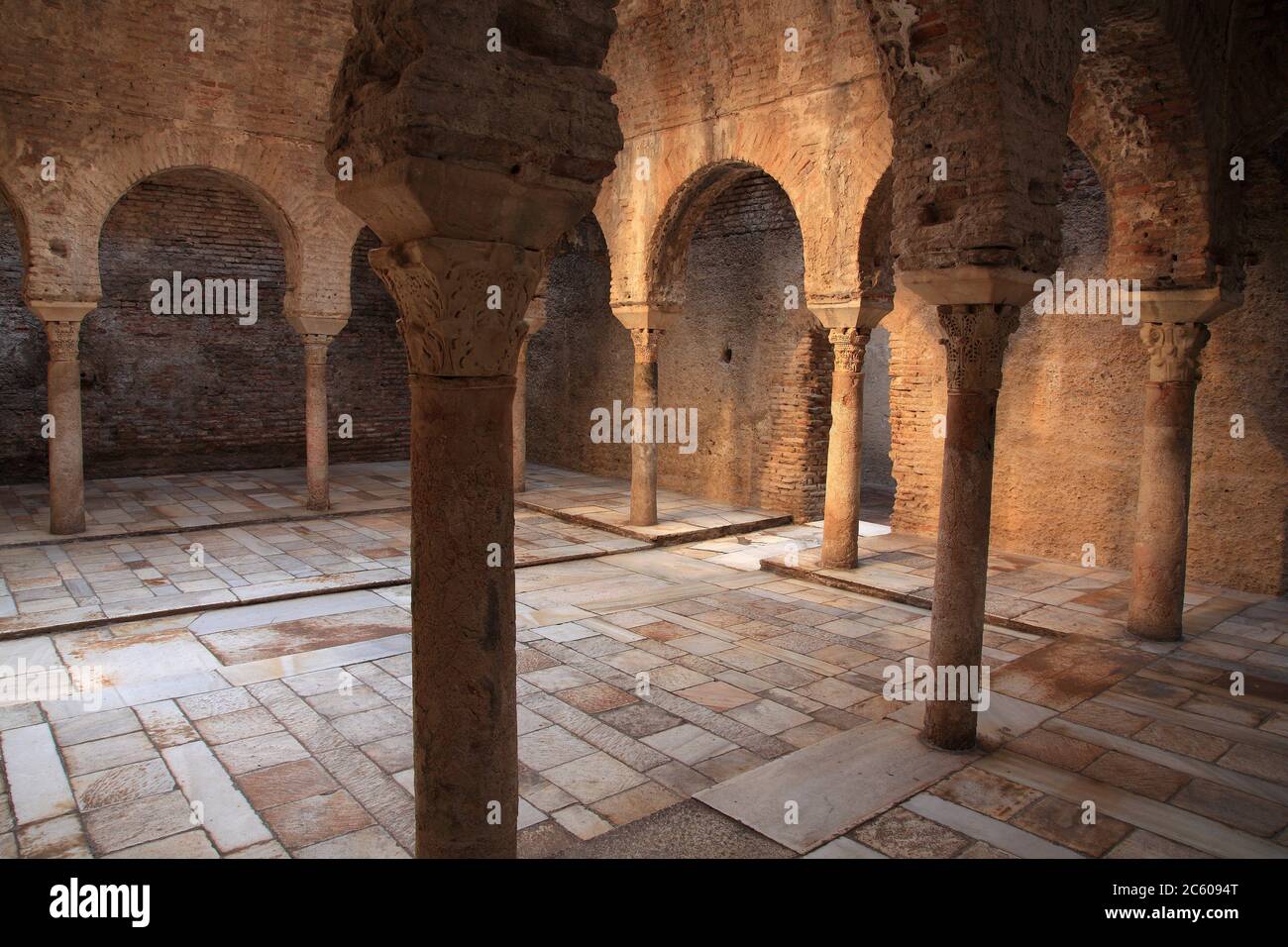 El Bañuelo, baño árabe del siglo XI. Granada. Foto de stock