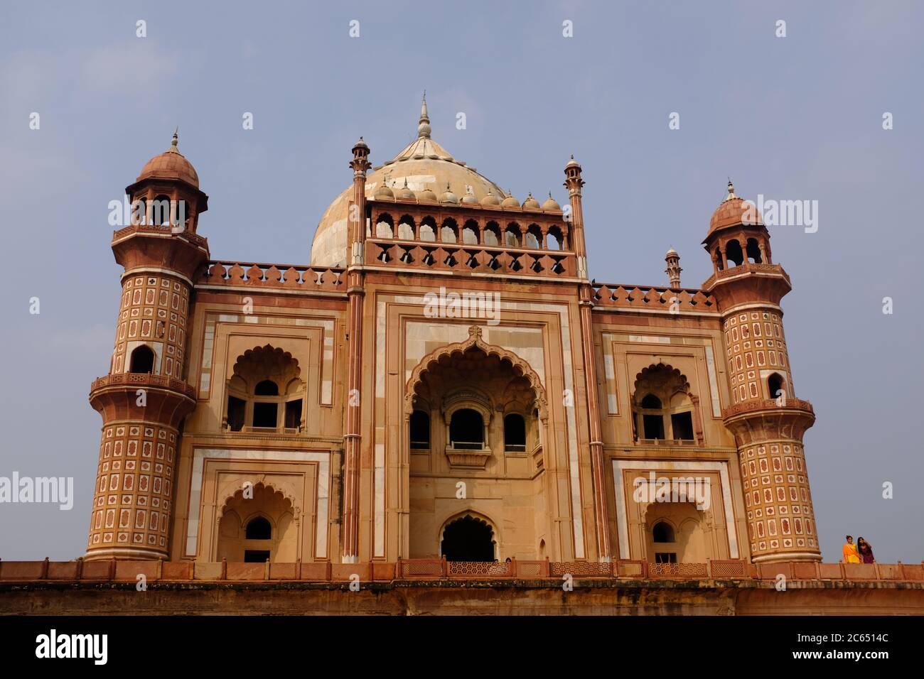 Vista del mausoleo de Safdar Jang, Delhi, India Foto de stock
