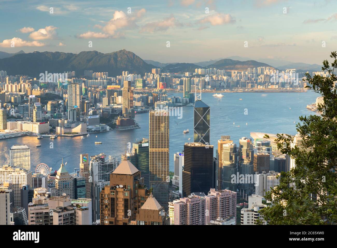 Horizonte de la Isla de Hong Kong y Kowloon, Hong Kong Foto de stock