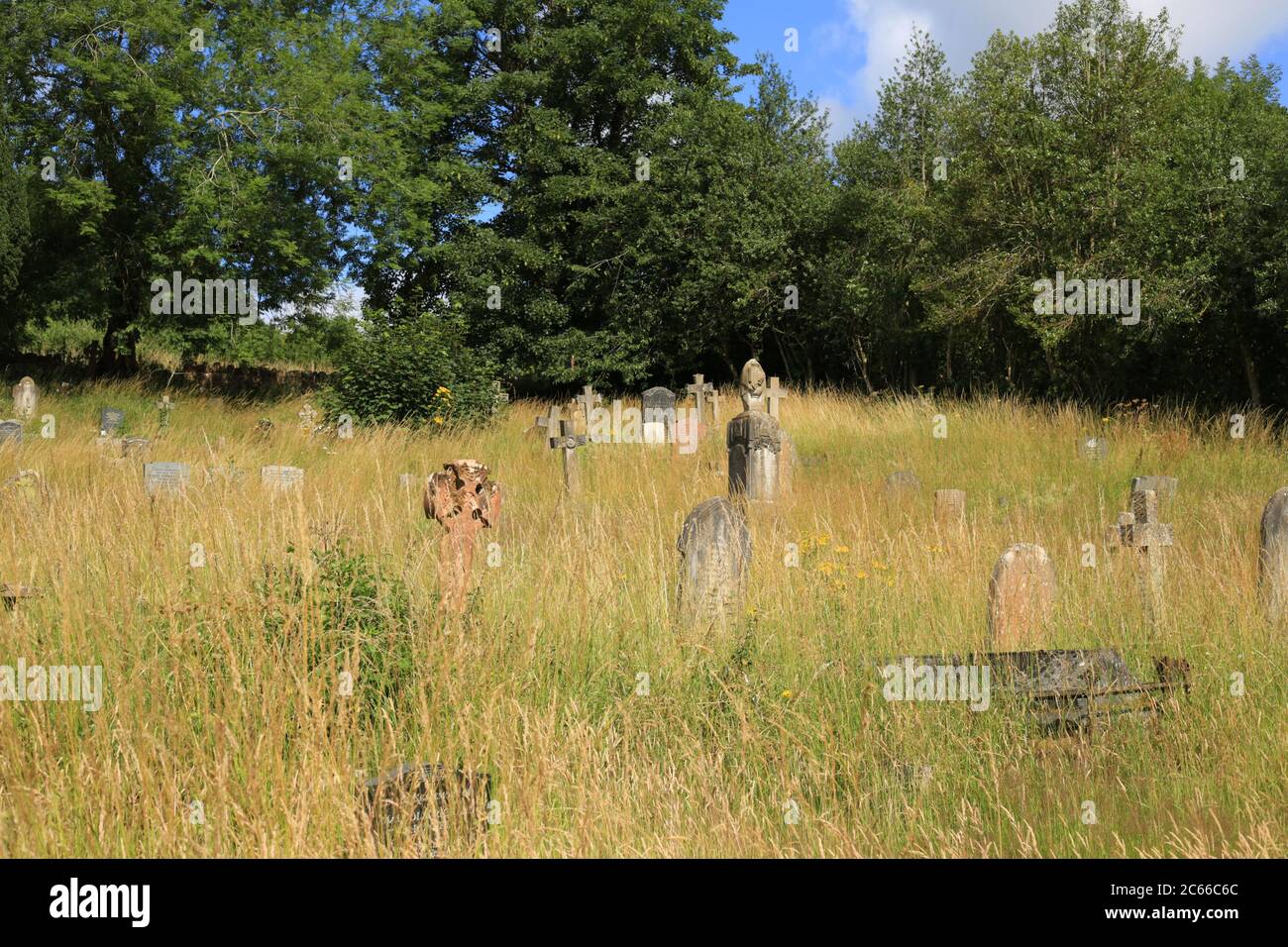 Cementerio de cultivo en Worcestershire, Inglaterra, Reino Unido. Foto de stock