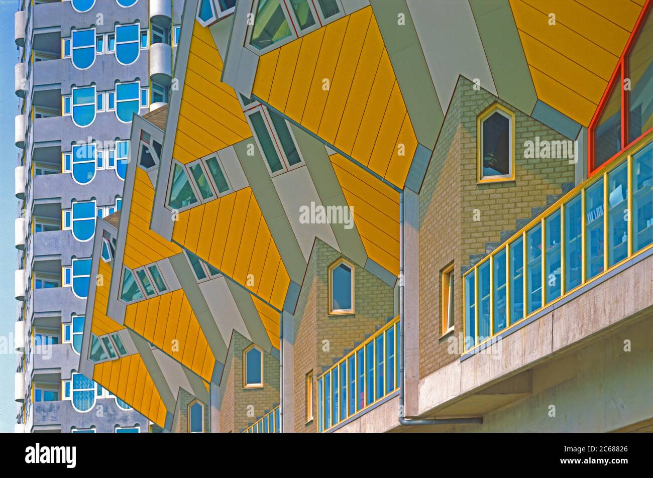 Arquitectura de Cube Houses, Rotterdam, Holanda Foto de stock