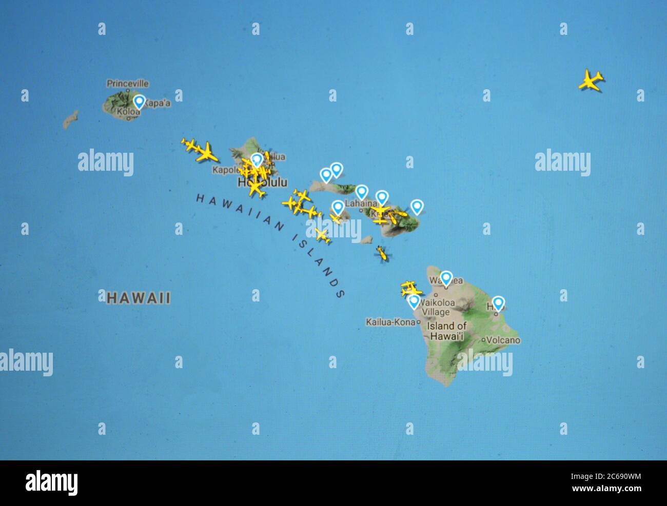 Tráfico aéreo sobre las islas hawaianas, EE.UU. (07 de julio de 2020, UTC 20.39) en el sitio de Internet de Flightrdar 24, Conoravirus pendemic período Foto de stock