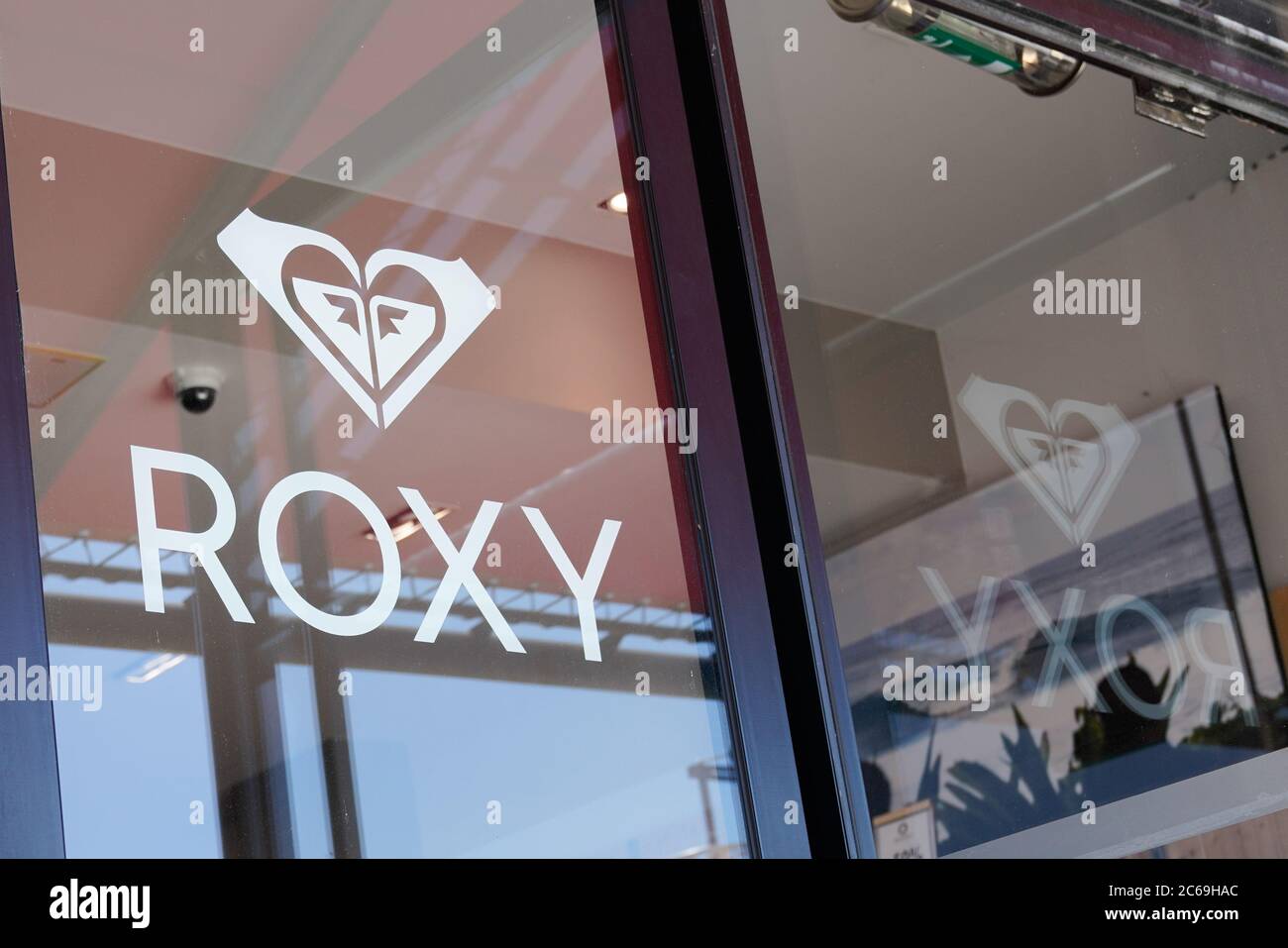 Tienda roxy fotograf as e im genes de alta resoluci n Alamy