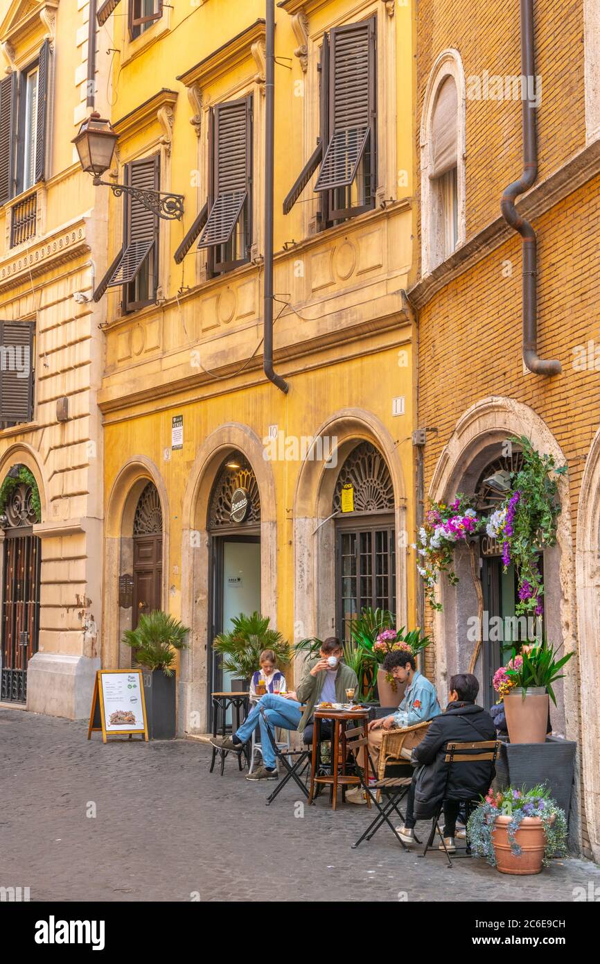 Italia, Lazio, Roma, Ponte, Via del Governo Vecchio Foto de stock