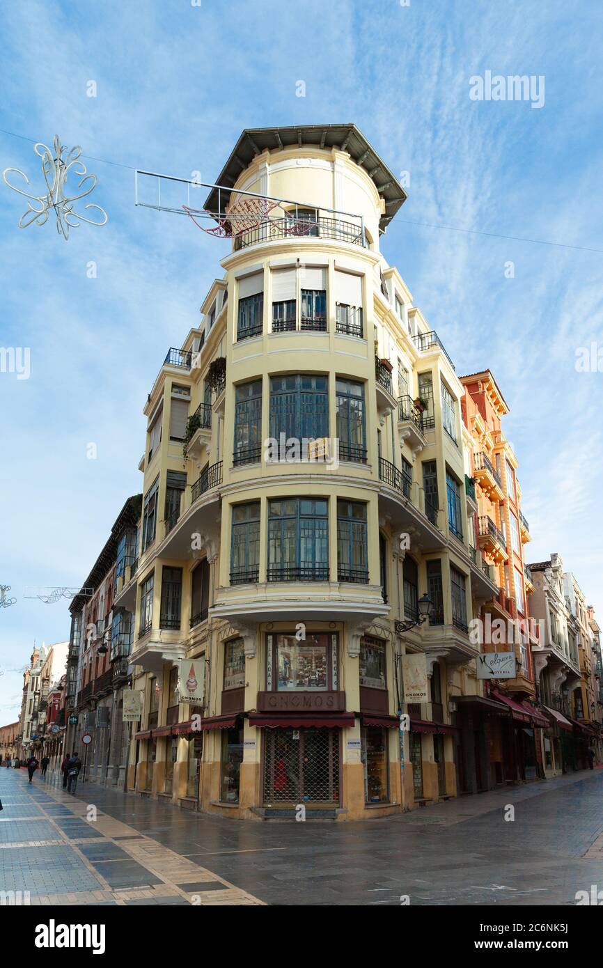 Oviedo spain shop fotografías e imágenes de alta resolución - Alamy