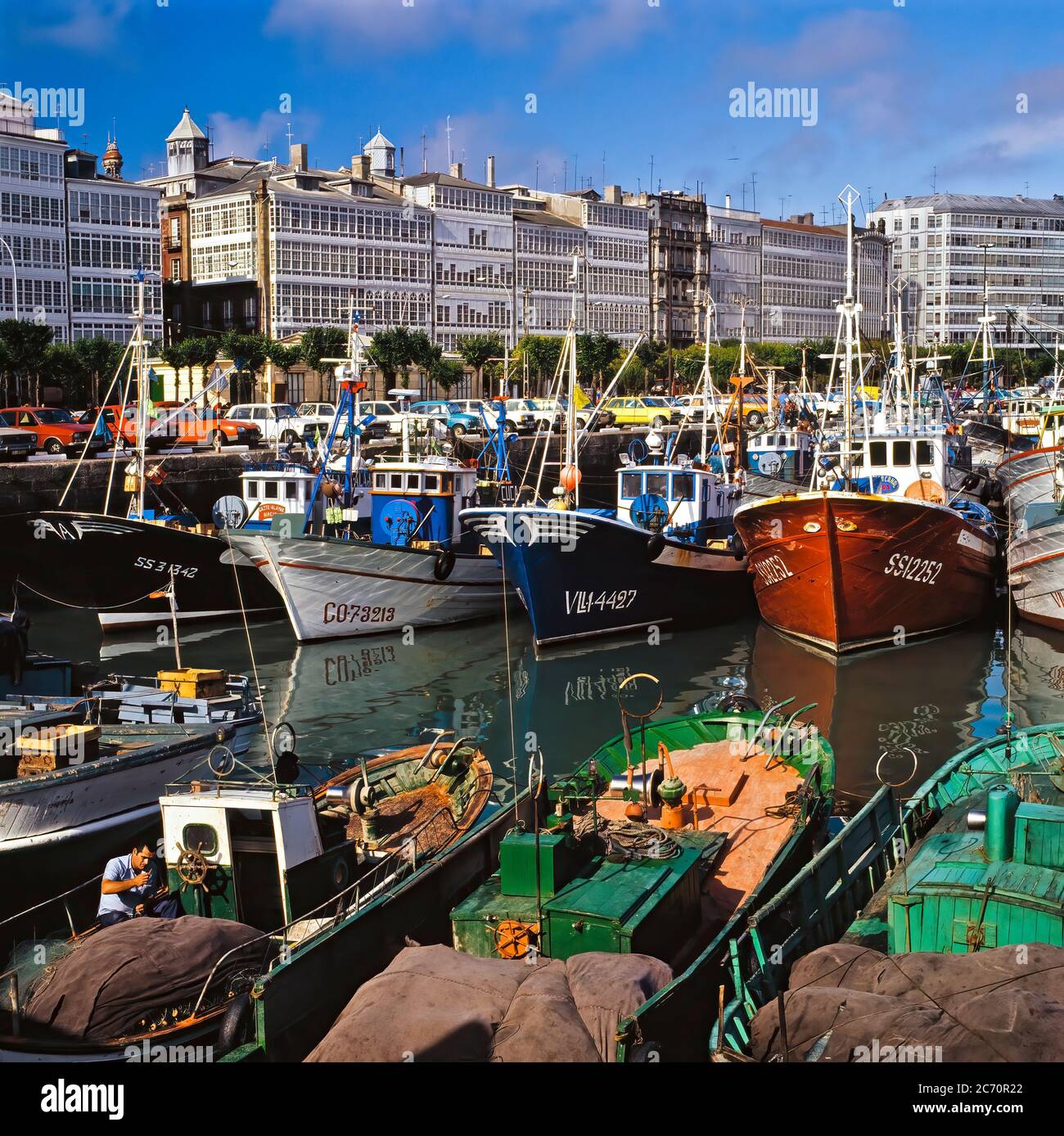 Puertos pesqueros galicia fotografías e imágenes de alta resolución - Alamy
