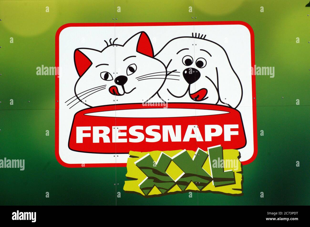 Logo der Tierfutter-Handelskette Fressnapf Foto de stock