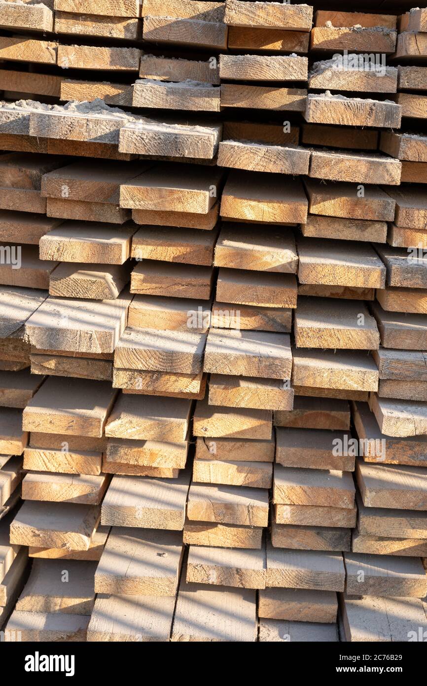 Tablas de madera, madera aserrada, madera industrial, madera aserrada