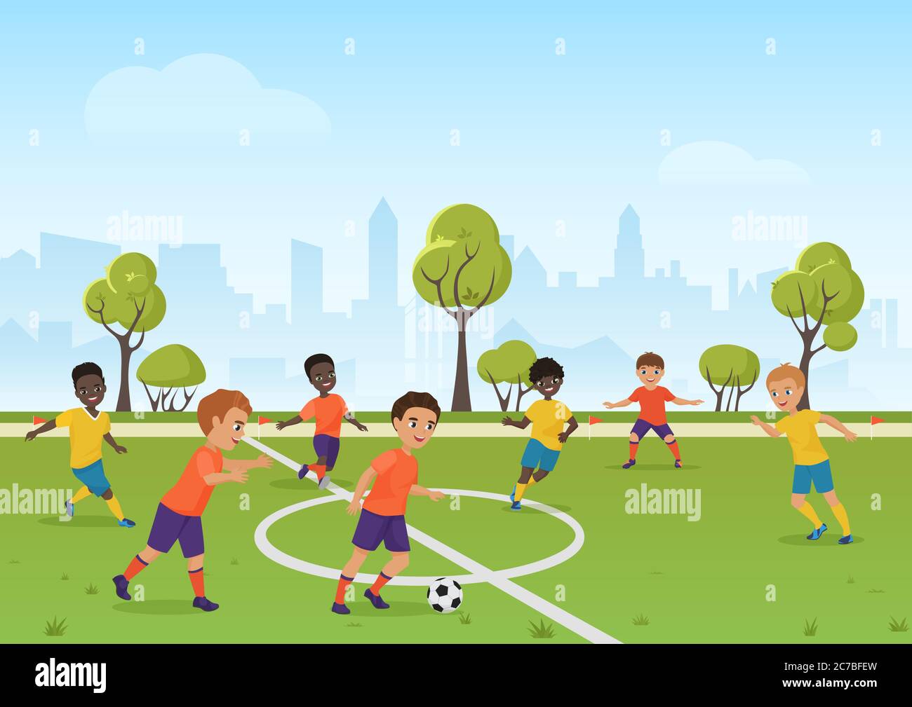 Juego de fútbol para niños. Chicos jugando fútbol en el campo de deportes  de la escuela. Ilustración de vector de dibujos animados Imagen Vector de  stock - Alamy