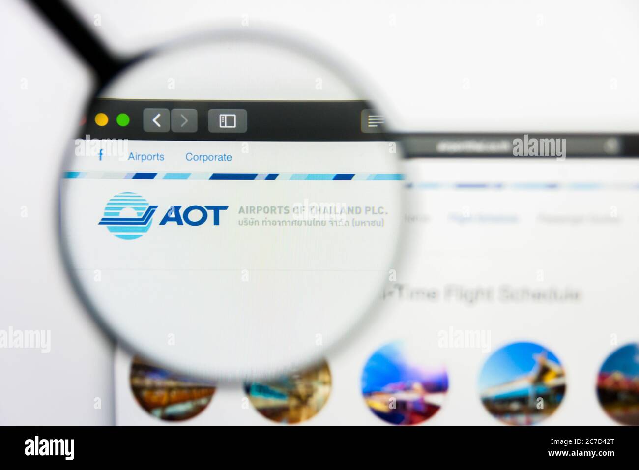 Los Angeles, California, EE.UU. - 25 de marzo de 2019: Editorial ilustrativa de la página web de Airports of Thailand. Aeropuertos de Tailandia logotipo visible en Foto de stock