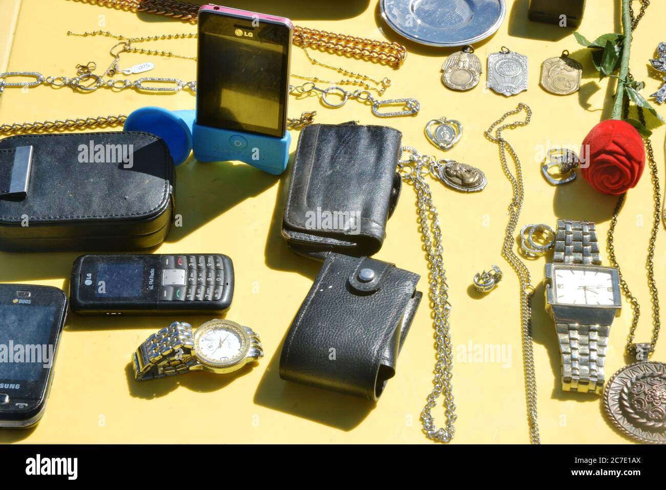 Teléfonos móviles y accesorios de segunda mano baratos en Los Realejos