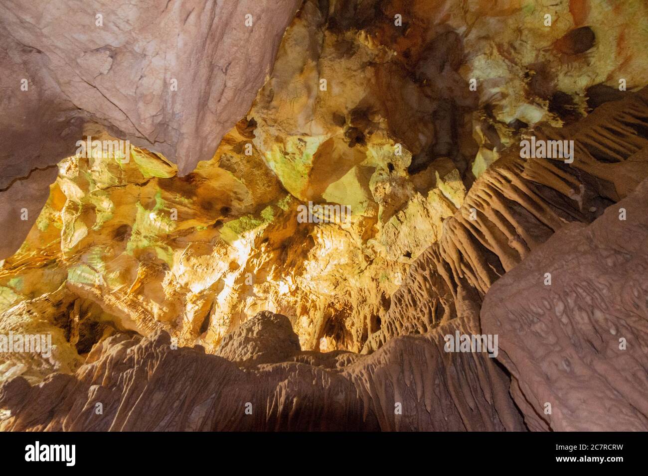 Se estima que la cueva tiene 80 millones de años. El símbolo de la cueva es una estalagmita masiva, 20 m (66 pies) de altura y 12 m (39 pies) de ancho - imagen Foto de stock