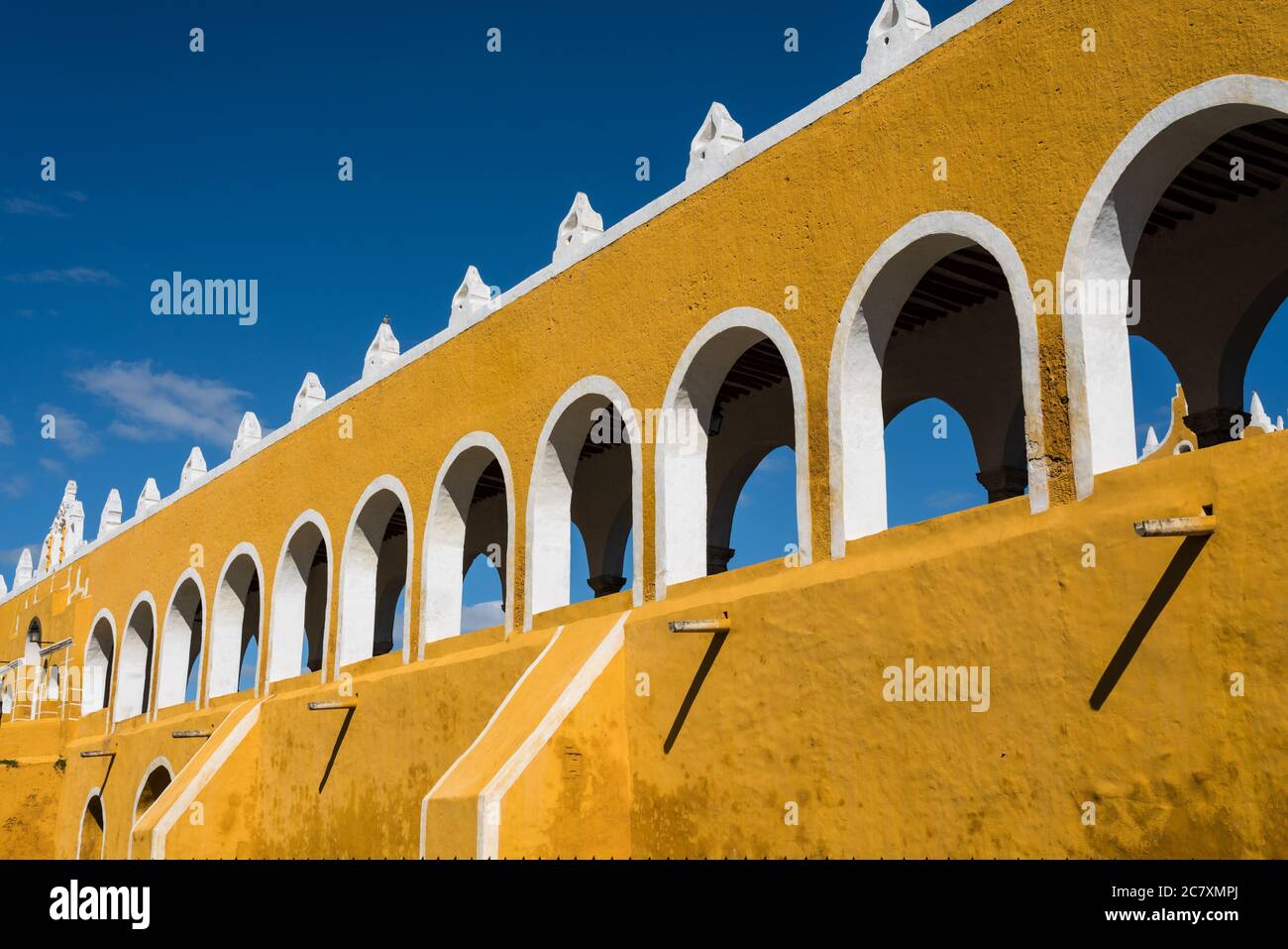 El Convento de San Antonio o San Antonio de Padua fue fundado en 1549 y completado en 1562. Fue construido sobre la base de una gran pirámide maya. Foto de stock