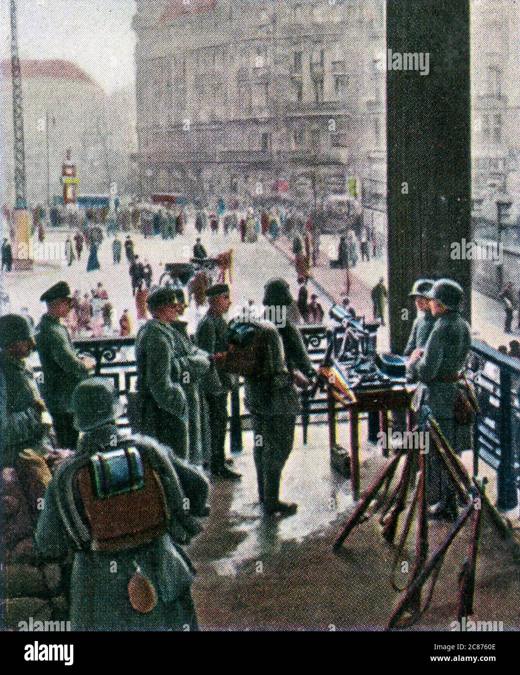 El fracasado golpe de la derecha de Kapp: Freikorps en la Potsdam Bahnhof Fecha: 17 de marzo de 1920 Foto de stock