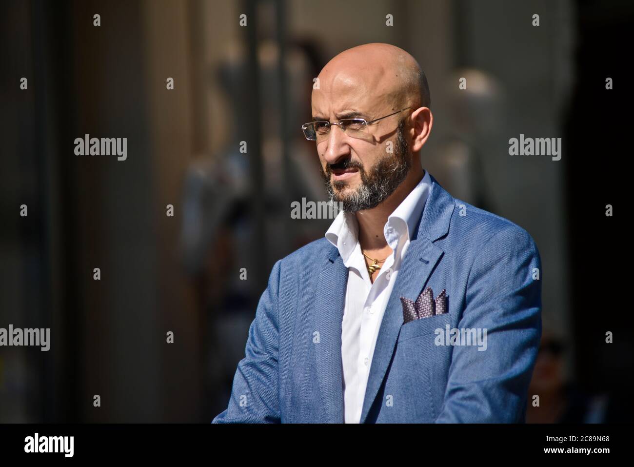 Moda Italiana Para Hombre Fotos e Imágenes de stock - Alamy