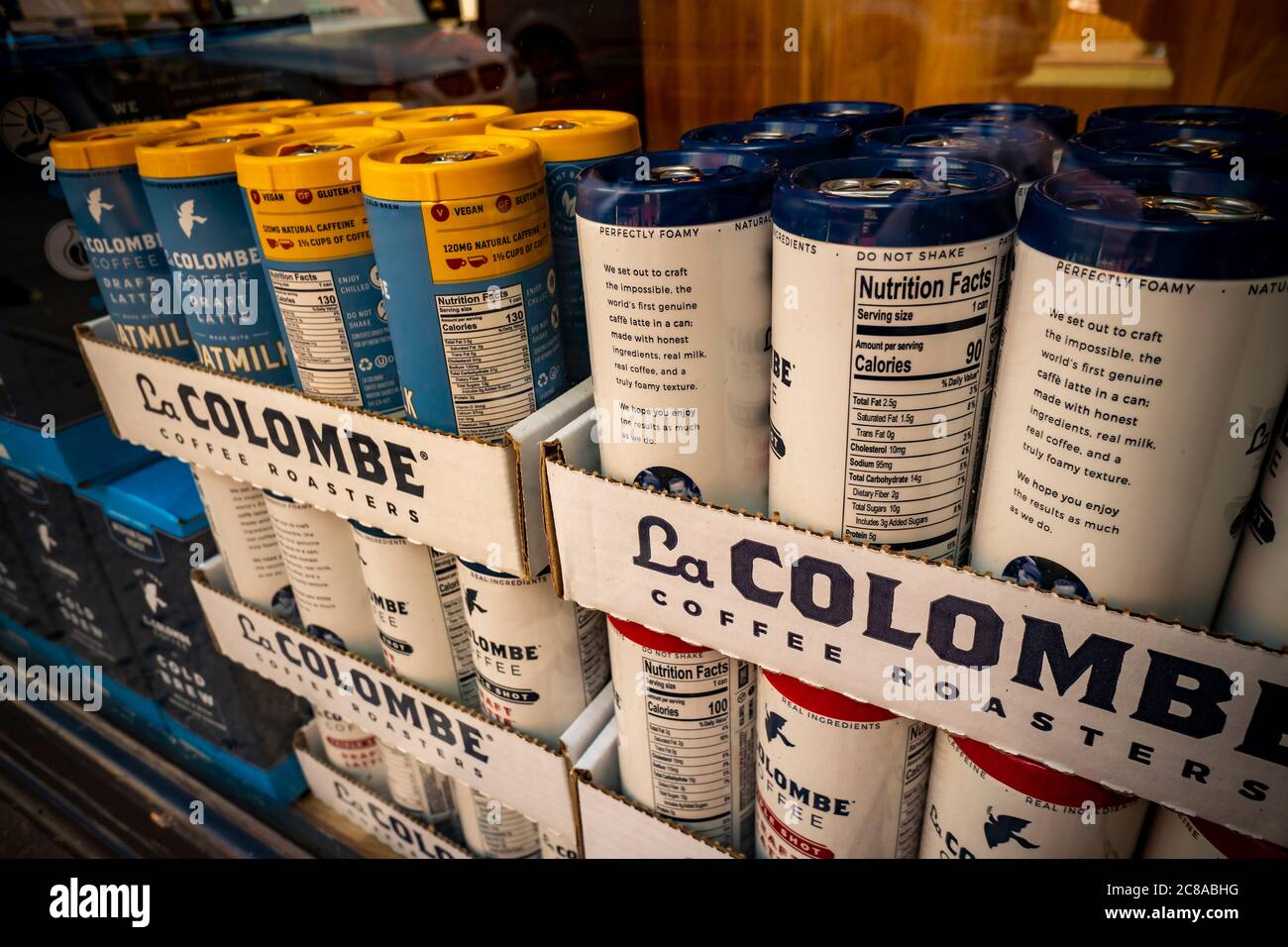 Colombe Fotos E Imagenes De Stock Alamy
