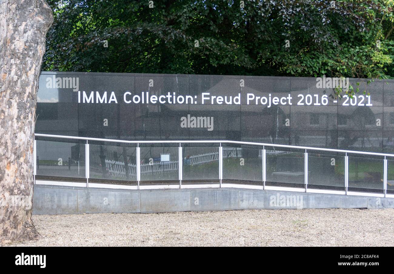 La entrada a la exposición de Freud en el Museo Irlandés de Arte moderno en Kilmainham, Dublín.el museo obtuvo un préstamo de cinco años del arte de Lucien Freud Foto de stock