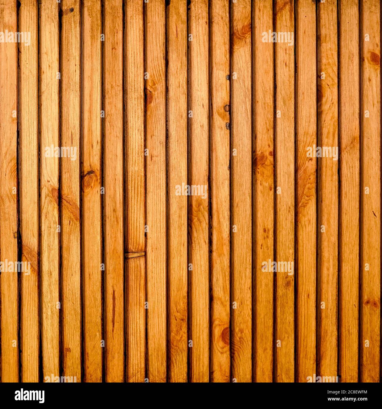 Fondo de madera hecho de tablillas finas o tablas. Fondo de tablas de