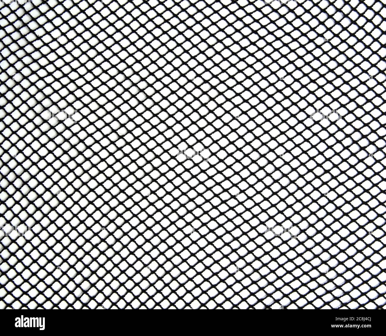 Malla de fondo de tela negra estirada sobre blanco Fotografía de stock -  Alamy