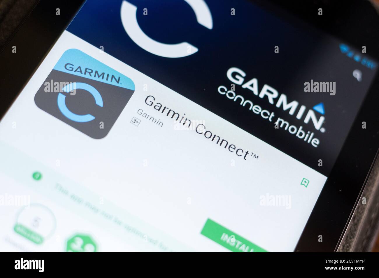 Ryazan, Rusia - 24 de junio de 2018: Aplicación móvil Garmin Connect en la  pantalla de Tablet PC Fotografía de stock - Alamy