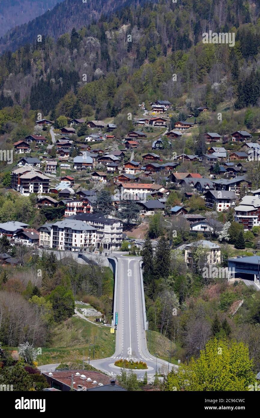 Epidemia de coronavirus (COVID-19). Bloqueo. San Gervais. Francia. Foto de stock