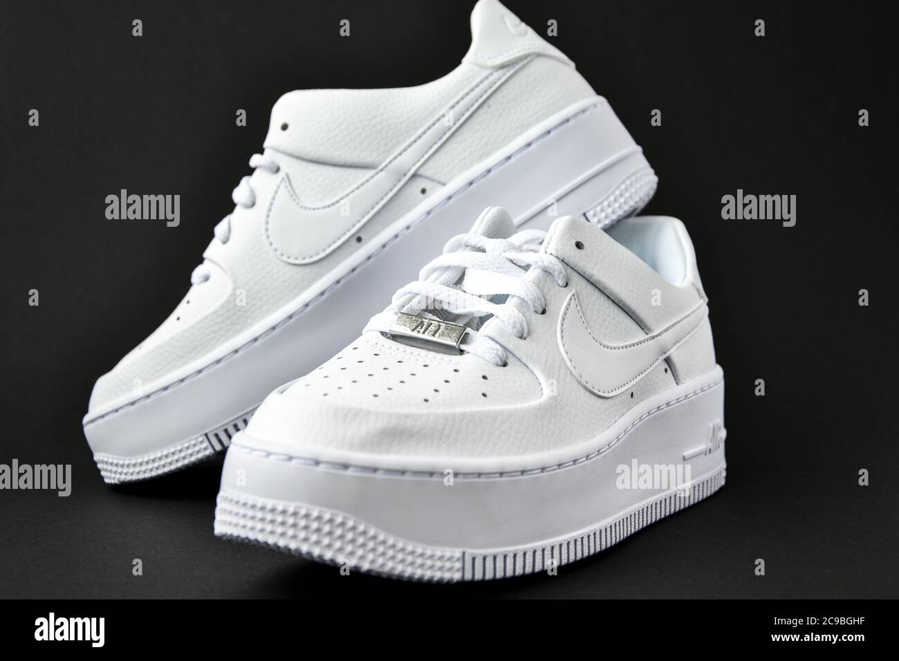 Nike Air Force One Fotos e Imágenes de stock - Alamy