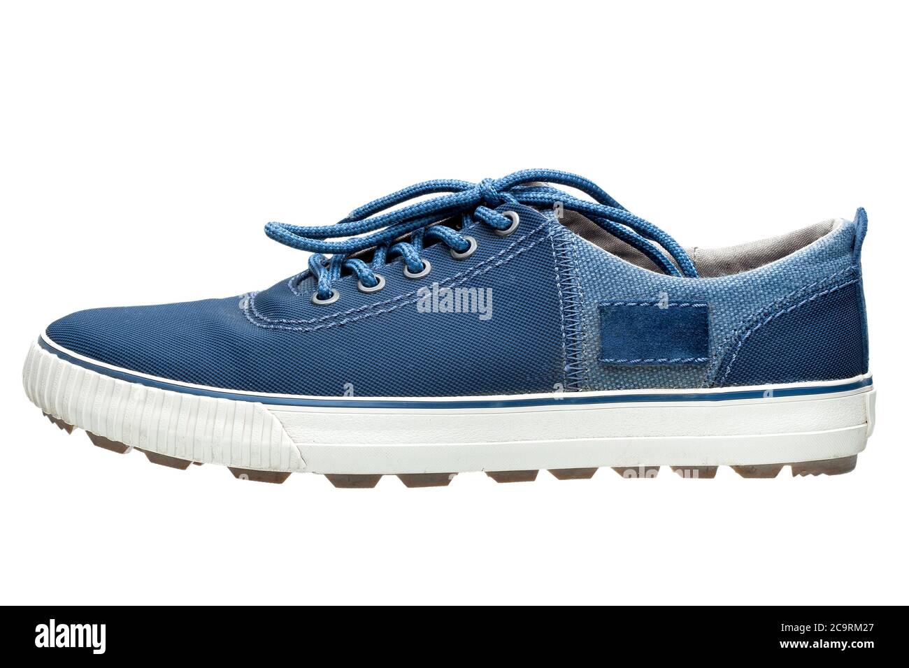 gimnasio, zapatos deportivos de tela azul y una suela de goma blanca, el sujeto Fotografía de stock - Alamy