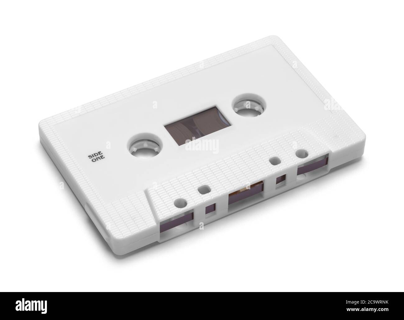 Casete de cinta de audio con espacio en blanco aislado en blanco. Foto de stock