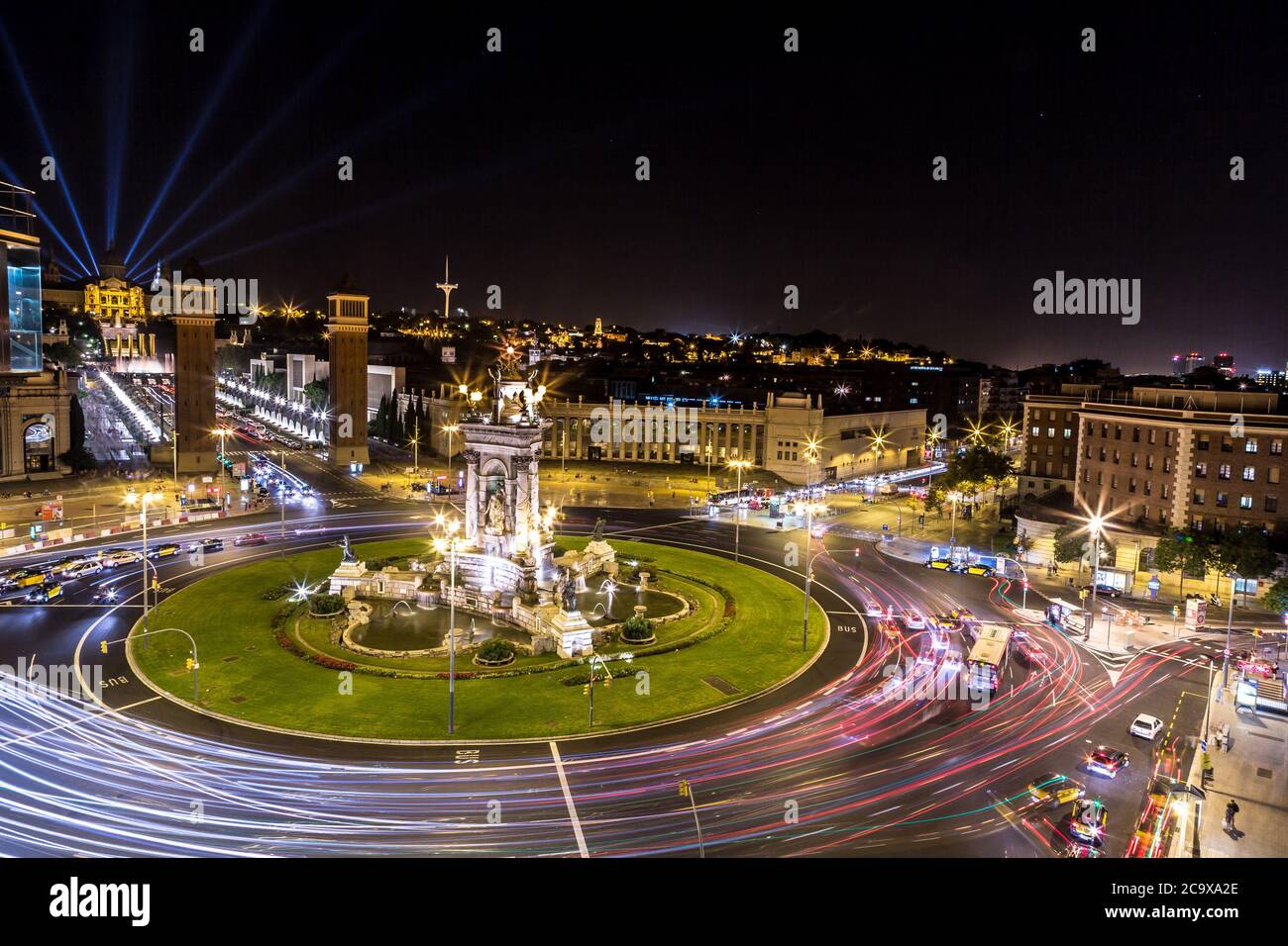 Vista del centro de Barcelona. España en una noche de verano Foto de stock