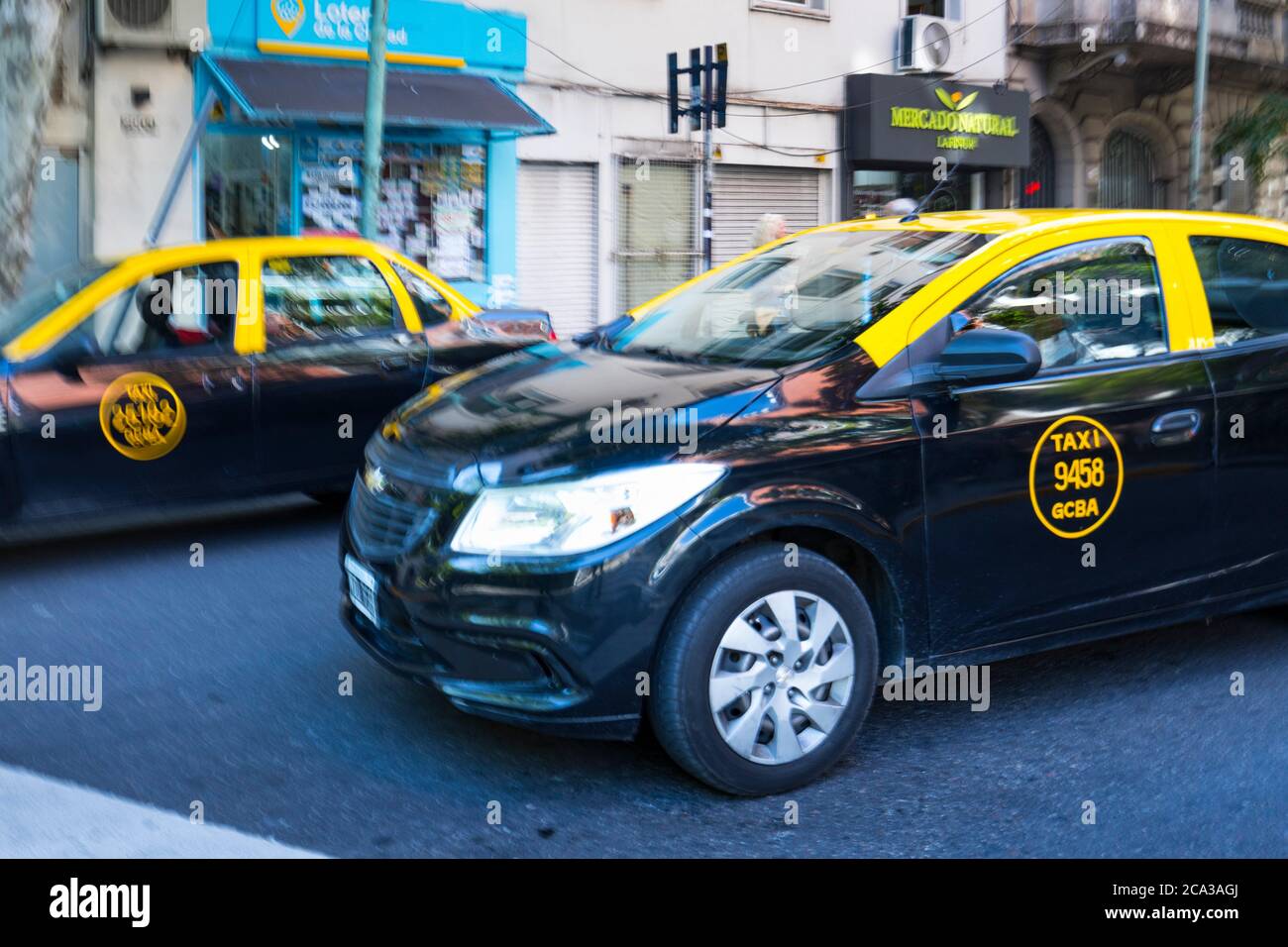Taxi, barrio de Recoleta, Ciudad de Buenos Aires, Argentina, América del Sur, América. Foto de stock