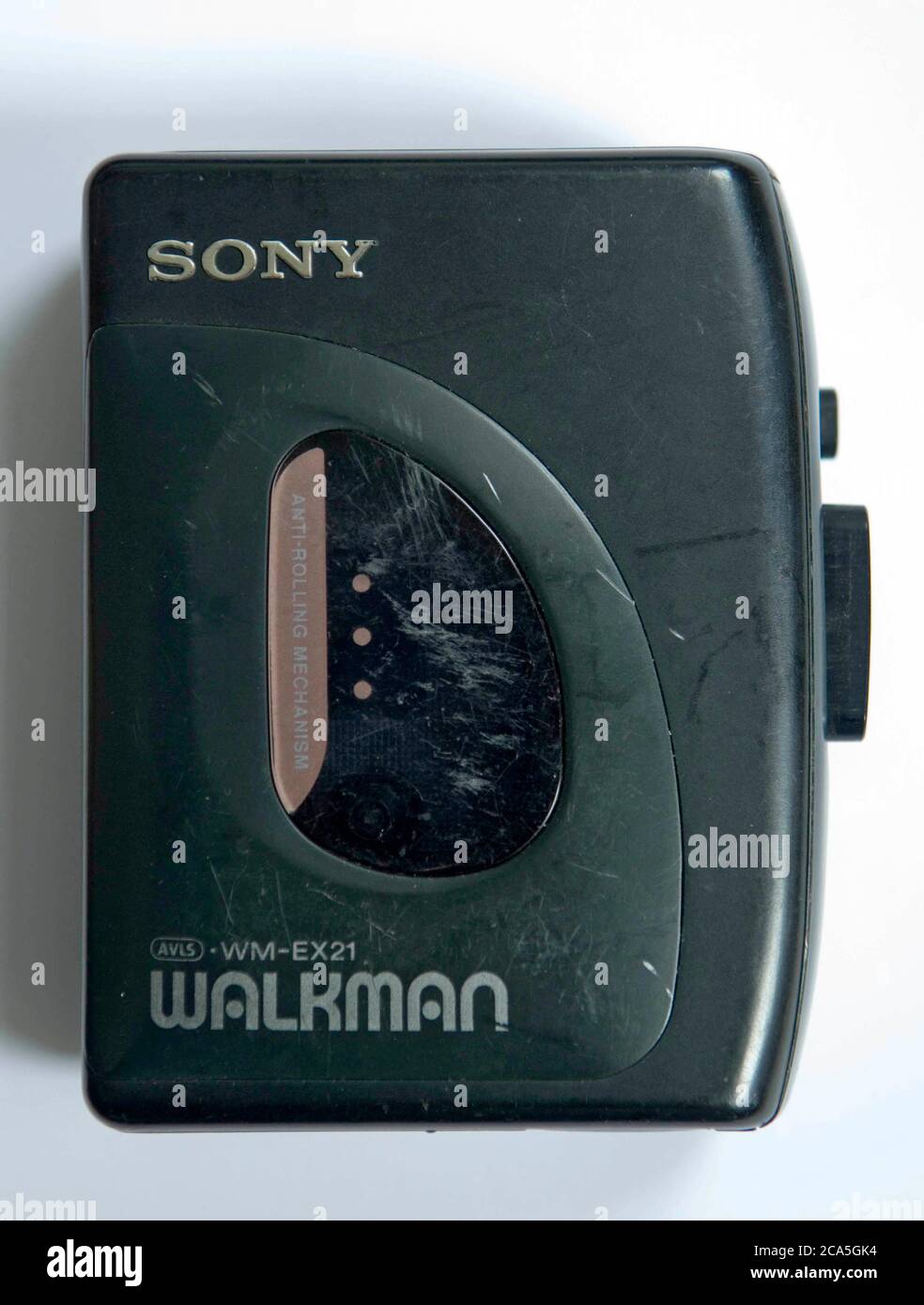 Diferentes modelos del icónico reproductor de casetes portátil Sony Walkman  Fotografía de stock - Alamy