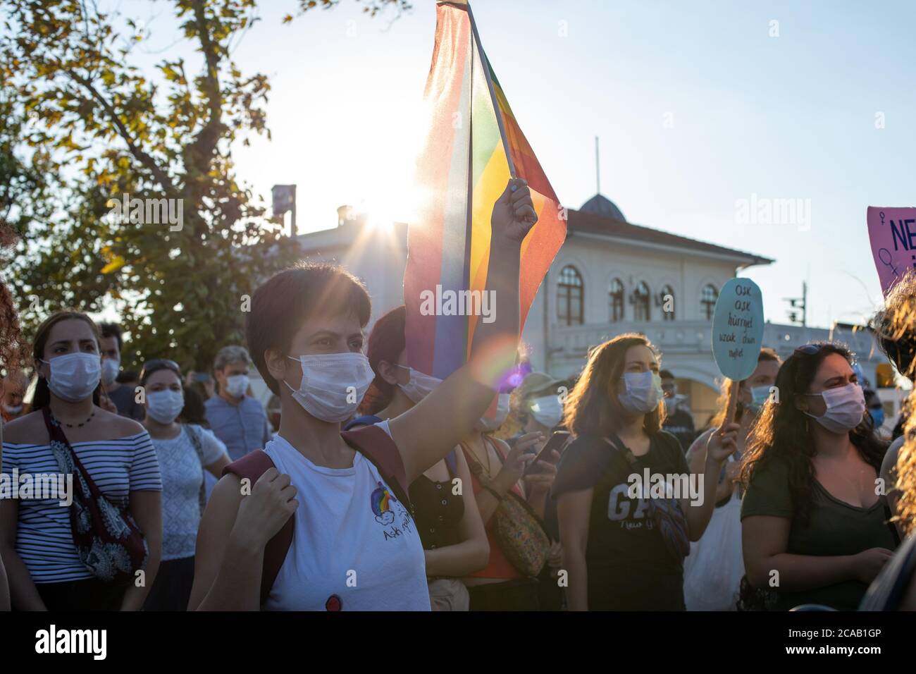 Mujeres para organizar manifestaciones en todo el país el día que AKP discute la Convención de Estambul. Las organizaciones de mujeres realizarán manifestaciones en diversas partes Foto de stock