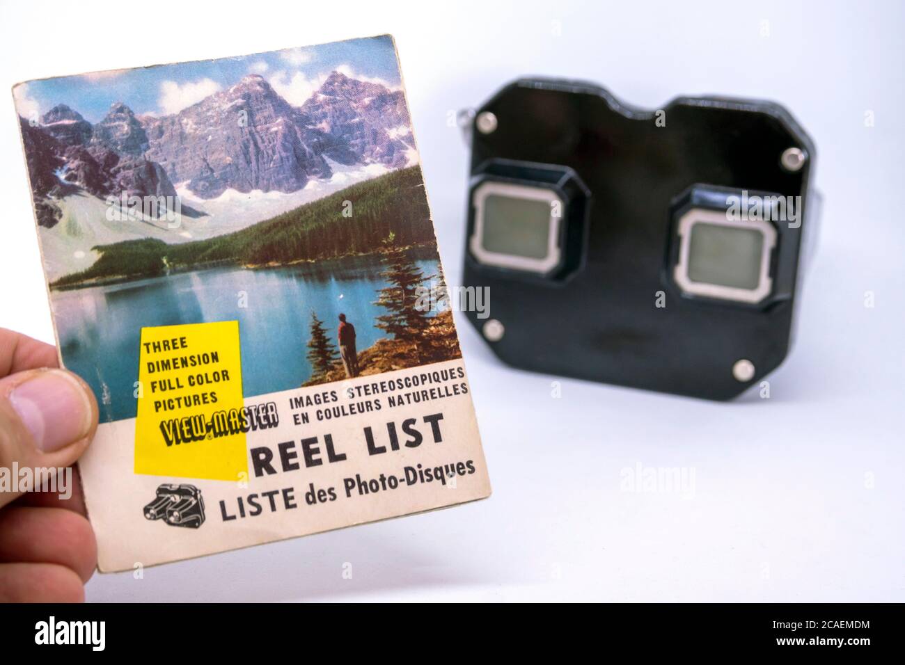 Ver Master, visor de fotos retro 3D y es un folleto sobre fondo blanco. Foto de stock