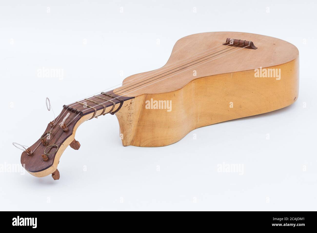 Instrumento tipico fotografías e imágenes de alta resolución - Alamy