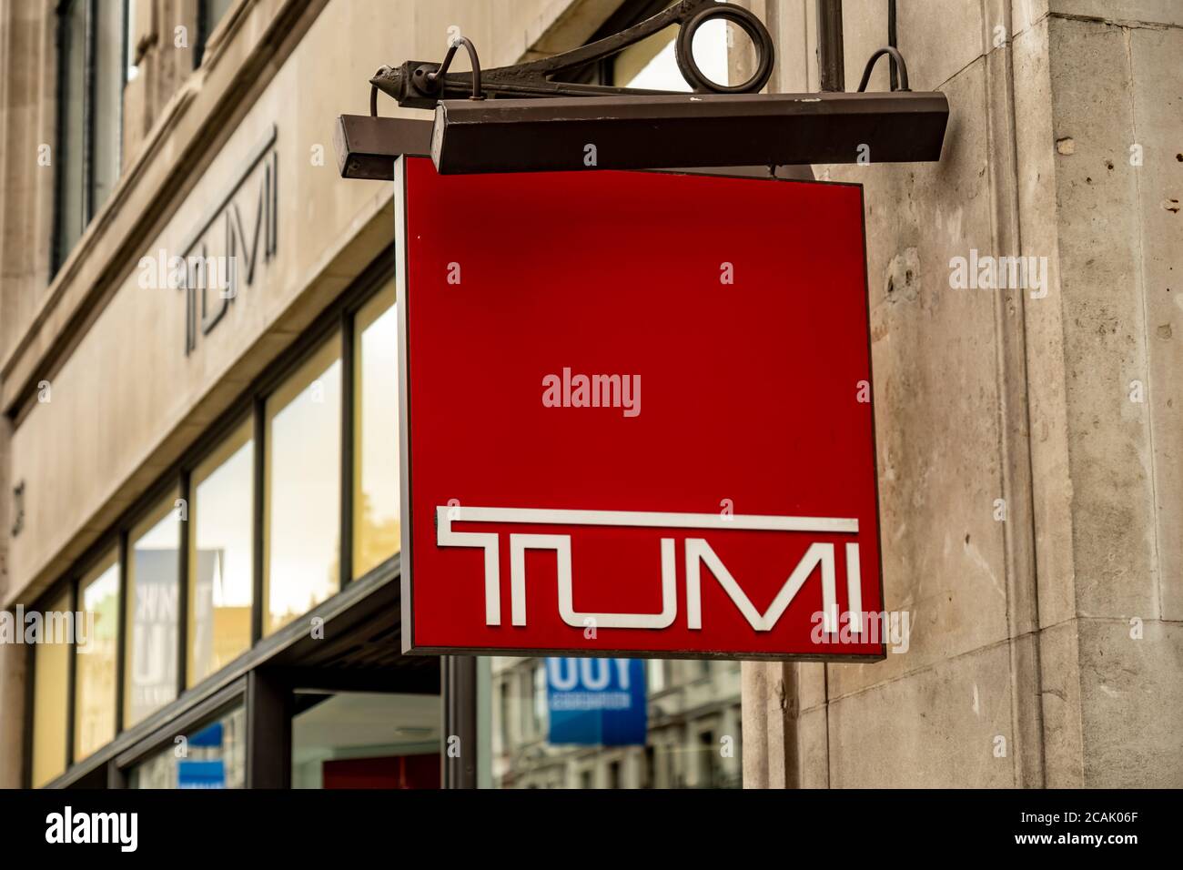 Tienda de moda Tumi en el West End de Londres Foto de stock