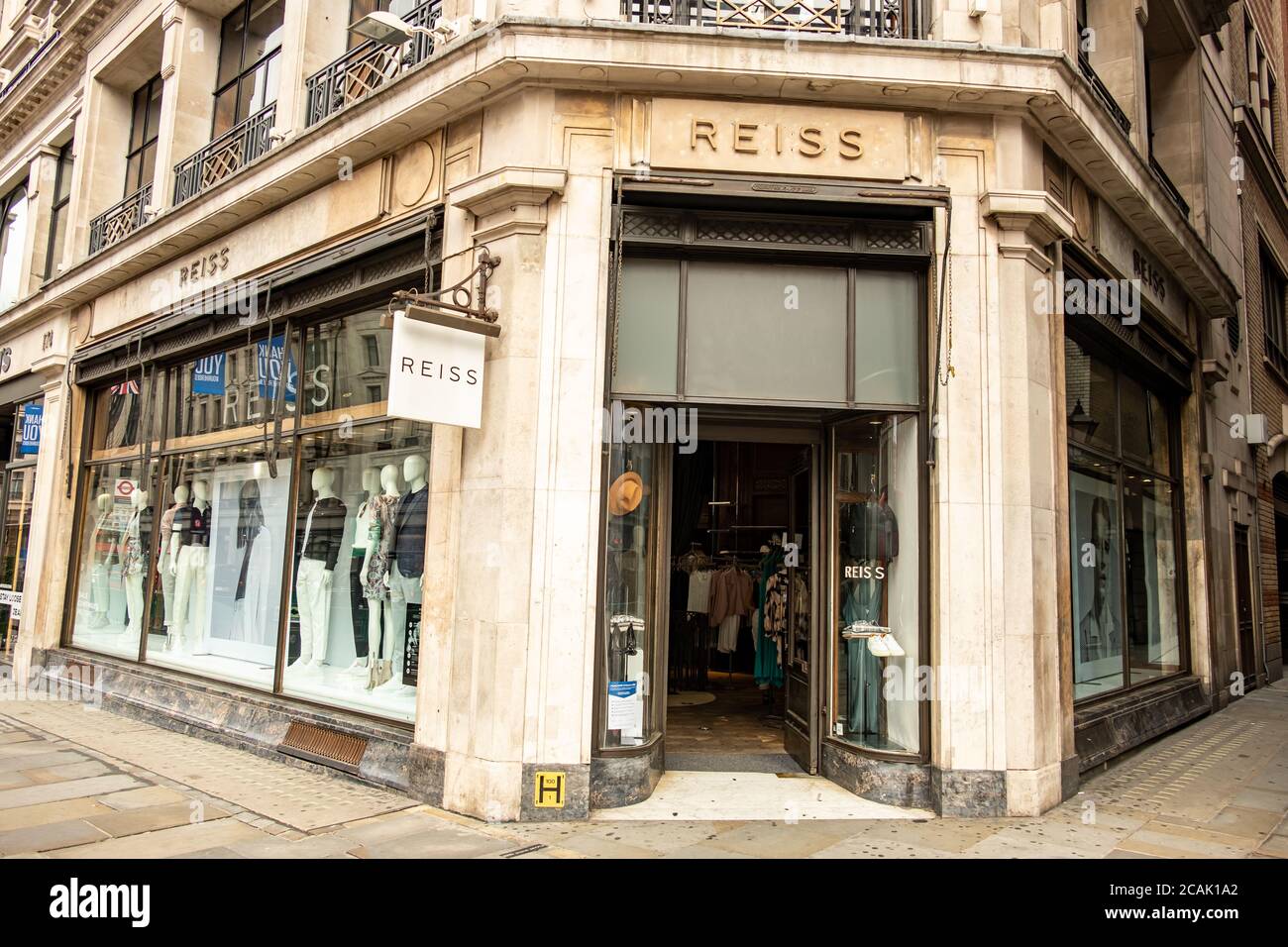 Reiss Store en Regent Street, Marca de moda británica Foto de stock