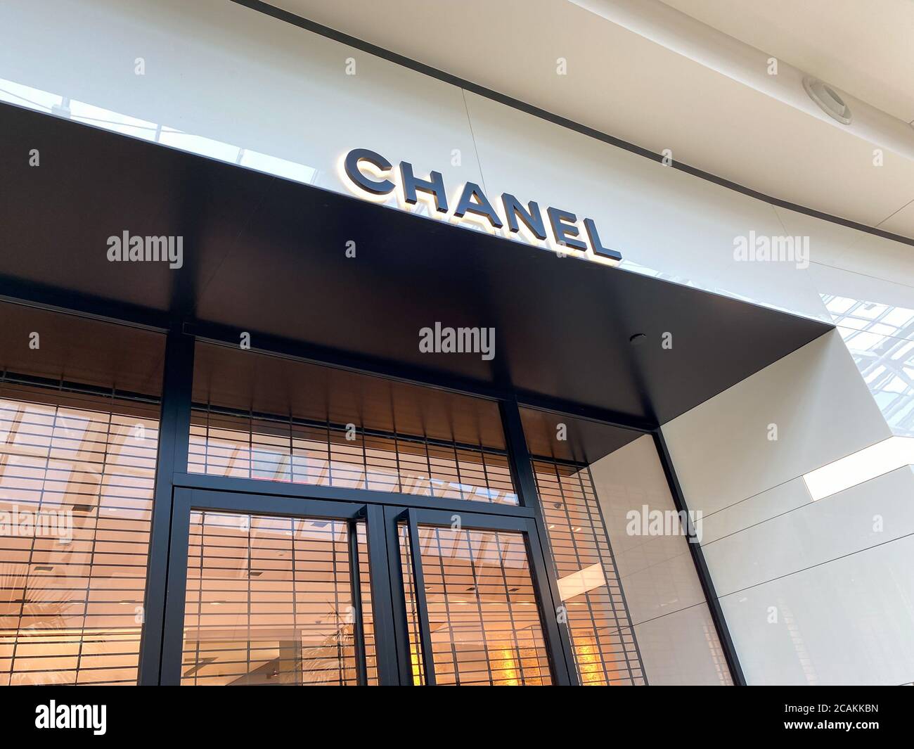 Loja Chanel No Shopping Do Milênio Em Orlando Florida Fotografia