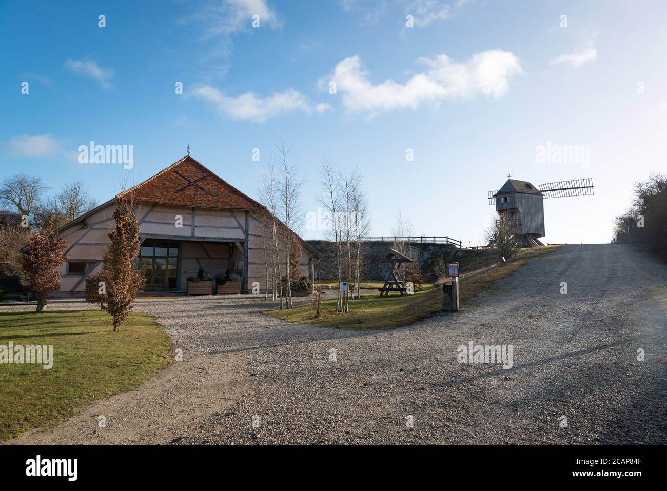 Molino (moulin) de Dosches, Foret D'Orient, en la región de Champagne de Francia Foto de stock