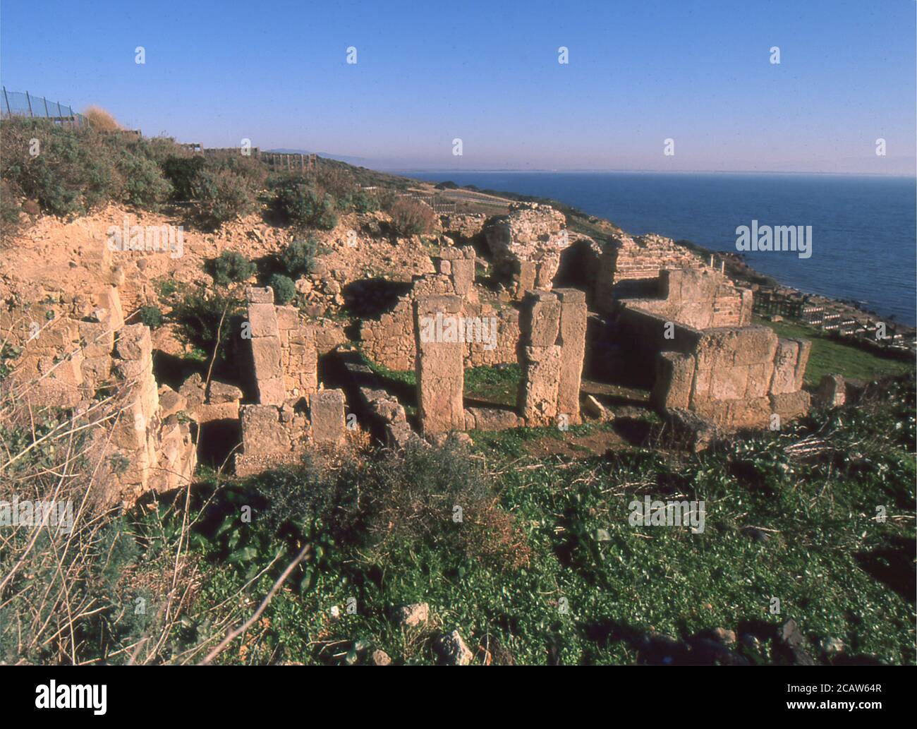 Área arqueológica de Tharros, Cerdeña, Italia (escaneado desde Fujichrome Velvia) Foto de stock