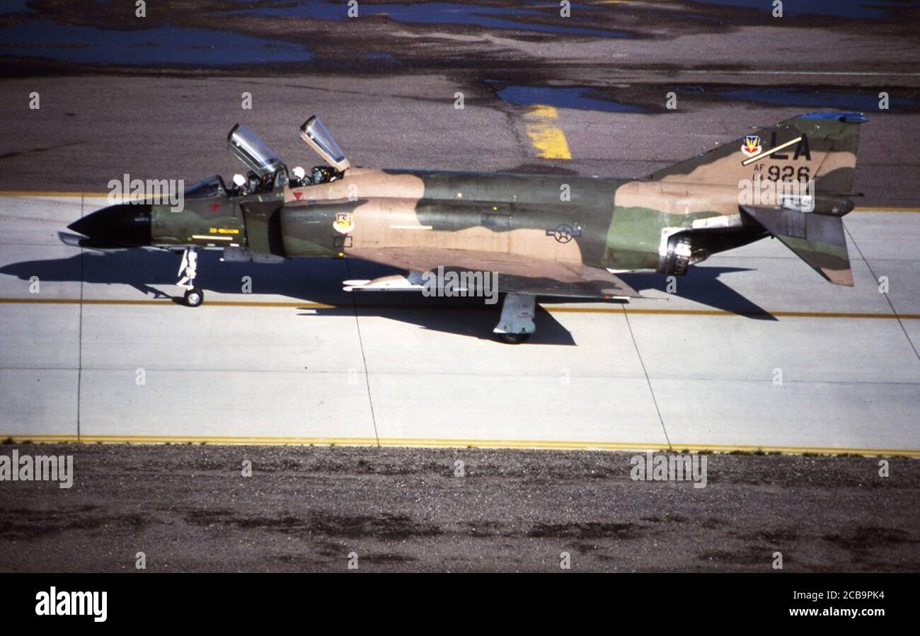McDonnell F-4CPhantom 64-0926 311TFTS 58TTW MCAS Yuma 23Feb82 Peter B Lewis . Foto de stock