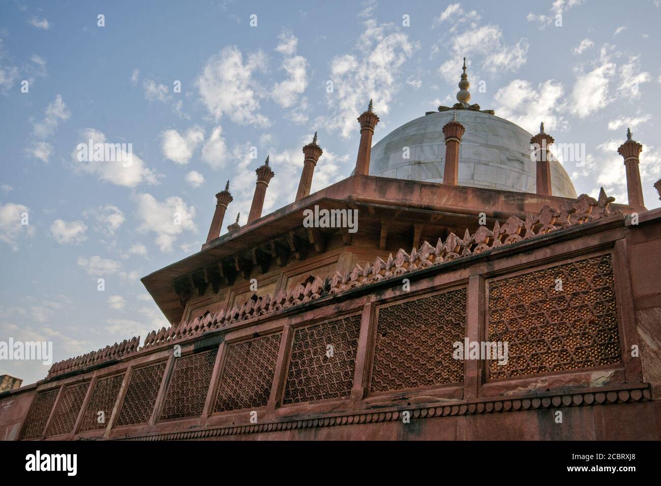 arquitectura histórica en el interior del taj mahal agra Foto de stock