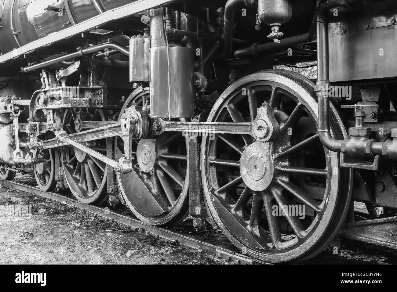 La rueda de tren de la locomotora de vapor Back y White Tono Foto de stock