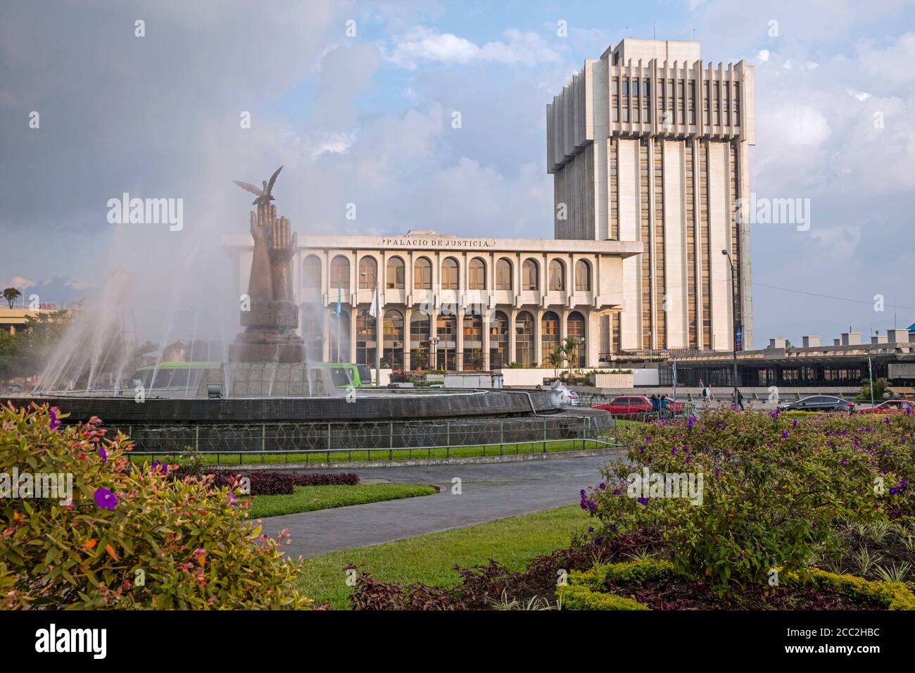 Palacio de Justicia / Corte Suprema de Justicia de Guatemala en Ciudad de Guatemala / Guate / Ciudad de Guatemala, Centroamérica Foto de stock