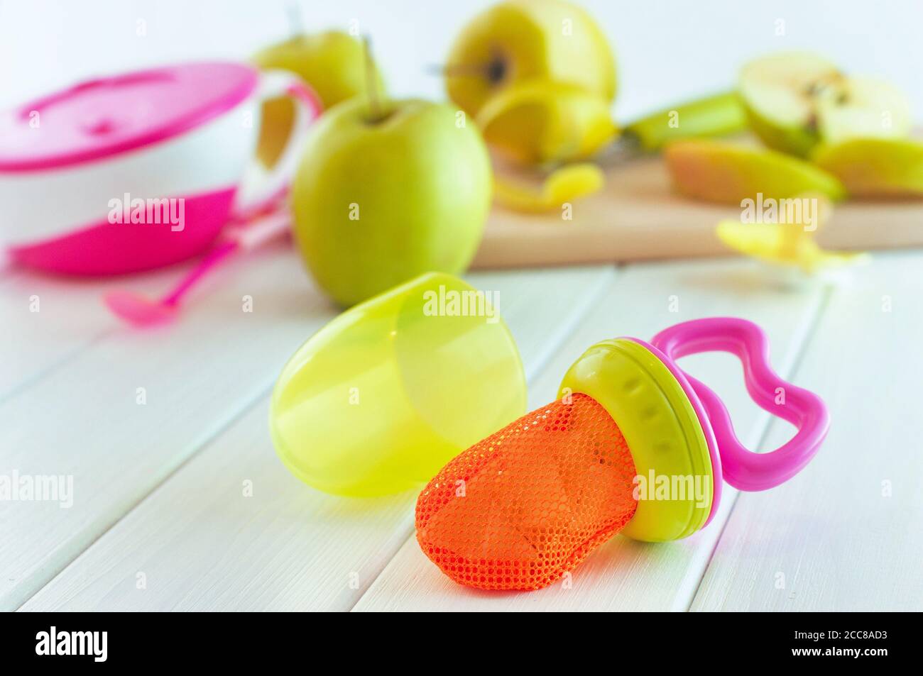 Manzana de juguete fotografías e imágenes de alta resolución Alamy