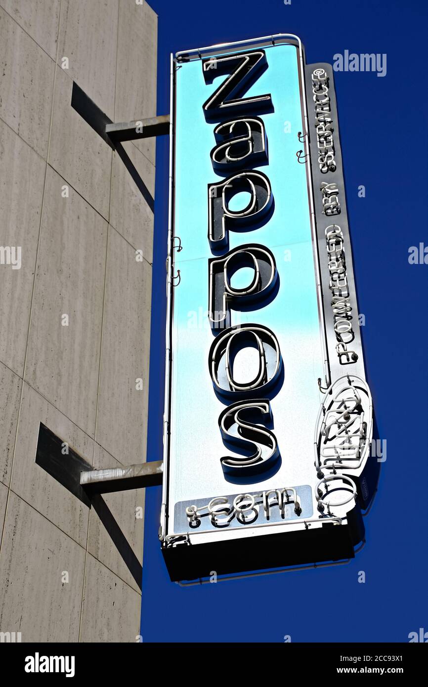 Zappos.com es una tienda online de calzado y ropa. Amazon.com adquirió  Zappos en 2009 Fotografía de stock - Alamy