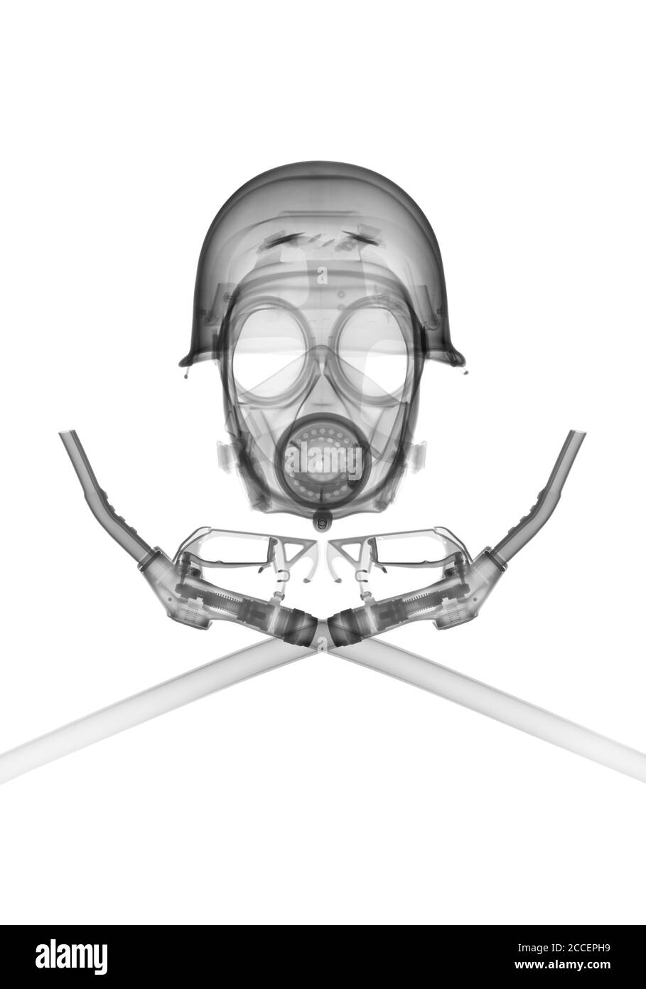Bomba de gasolina con máscara de gas y casco, rayos X. Foto de stock