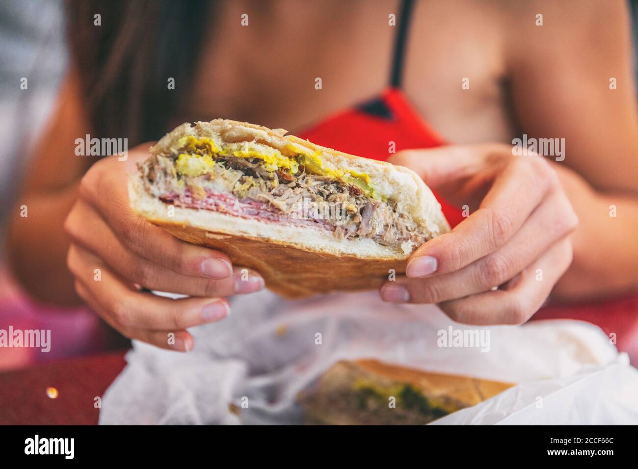 Sandwich cubano presionado fotografías e imágenes de alta resolución