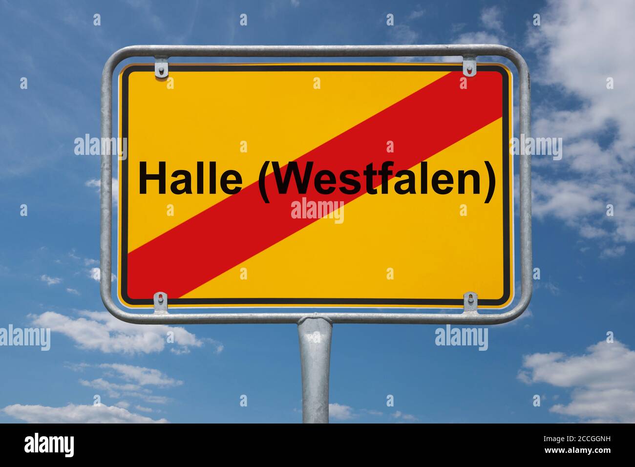 Ortstafel Halle (Westfalen), Nordrhein-Westfalen, Deutschland | Nombre del lugar signo Halle (Westfalen), Renania del Norte-Westfalia, Alemania, Europa Foto de stock