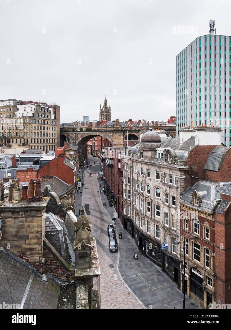 Vista alta de la arquitectura de Newcastle upon Tyne desde Dean Street. Foto de stock