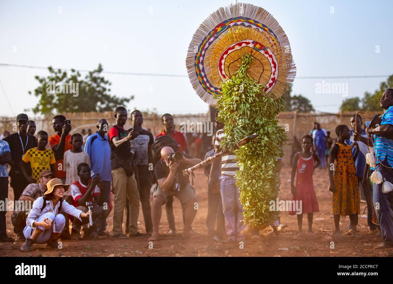 Máscaras de danza en Festisa Festival en Dedougou, Burkina Faso Foto de stock